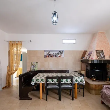 Grazia Semesterbostad *